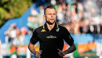 Chéryshev, durante un partido con el Venezia FC.