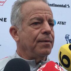 "¿Me gustaría quedarme como DT? No veo por qué no"