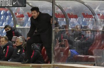 Diego Simeone pictured in tonight's quarter final againstl Eibar.