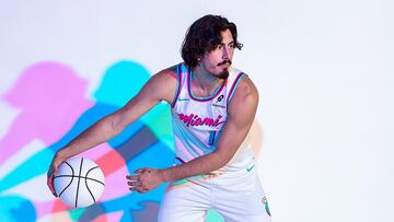El alero Jaime Jáquez Jr., de los Miami Heat, tiene el jersey más vendido en México
