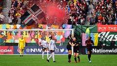 Mar 26, 2023; Portland, Oregon, USA; Portland Thorns FC midfielder Hina Sugita (8) is congratulated midfielder Sam Coffey (17) during the second half at Providence Park. Mandatory Credit: Troy Wayrynen-USA TODAY Sports