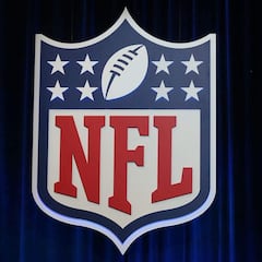 Do asymptomatic people spread covid-19? NFL medical officer says "no"