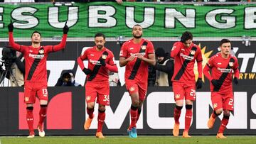 Bayer Leverkusen gana de visita con Aranguiz de titular