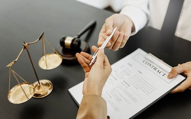 ¿Qué es la prima de antigüedad? Los trabajadores que pueden recibirla en México y cuánto dinero aporta