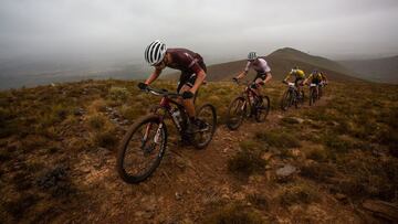 Blevins y Beers lideran la etapa 4 de la Cape Epic 2022.