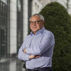 Felix Magath: “Si Raúl hubiese empezado ahora su carrera superaría a Messi y a Cristiano”