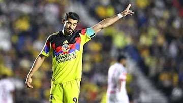 Henry Martín reaparece con América