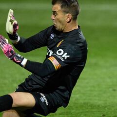 ¿Reina o Greif? Se reabre el debate de la portería