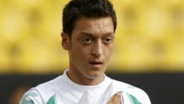 Ozil: "No sé nada del interés de otros equipos"