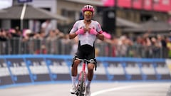 Eterno Carapaz: vuelve a ganar en el Giro seis años después