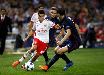 Gaitán contra el Atlético.