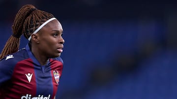 Ivonne Chacon of Levante UD looks on during the Liga F match between RCD Deportivo Abanca and Levante UD at Abanca Riazor Stadium in A Coruna, Spain, on January 17, 2025. (Photo by Jose Manuel Alvarez Rey/JAR Sport Images/NurPhoto via Getty Images)