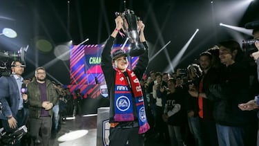 DhTekKz, ganador de la FUT 18 Champions Cup de FIFA