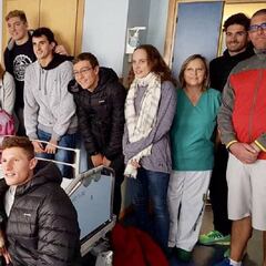 Mireia, una reina maga con regalos a niños hospitalizados