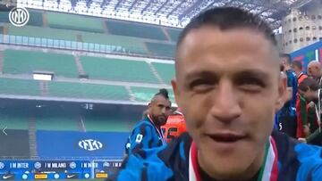 "¡La bandera de Chile!": Inter mostró el festejo más íntimo de Vidal y Alexis por el Scudetto