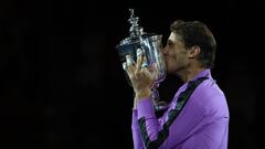 Rafael Nadal, con el trofeo del US Open.