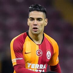 Sporx: Falcao recibe 2 millones de euros por 2 partidos