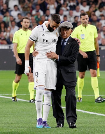 Karim Benzema y Amancio Amaro, Presidente de Honor del Real Madrid.