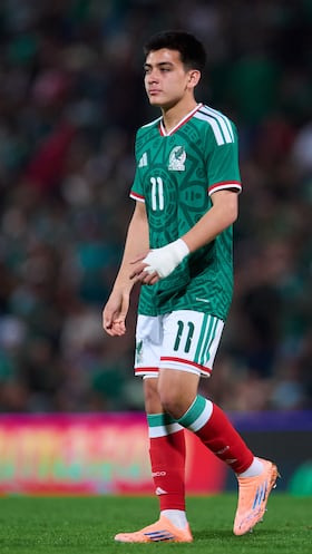 “Gilberto Mora no vale 8 millones de dólares”