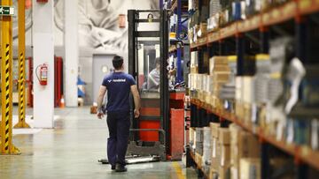 Muchos trabajadores se están viendo afectados por ERTE en España.