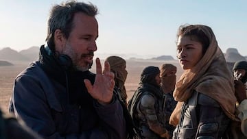 Denis Villeneuve dando indicaciones a Zendaya, Chani en ambas partes de 'Dune'