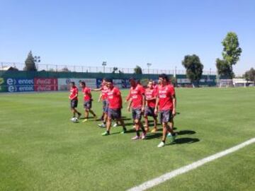 El primer día de trabajo de los seleccionados en Juan Pinto Durán.