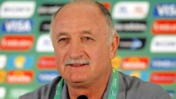 Sclorari, durante la rueda de prensa de hoy.