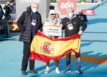 Hamid Ben Douad igualó el récord de España (2h06:35)







