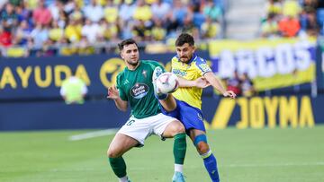 15/09/24 PARTIDO SEGUNDA DIVISION
CADIZ - RACING DE FERROL
VICTOR CHUST Y ALVARO GIMENEZ