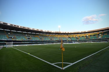 Es un estadio multiusos situado en la ciudad de Verona, Italia. Es la sede habitual del equipo de fútbol Hellas Verona. Tiene una capacidad para 39.211 espectadores. 