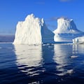 The largest iceberg in the world accelerates its movement