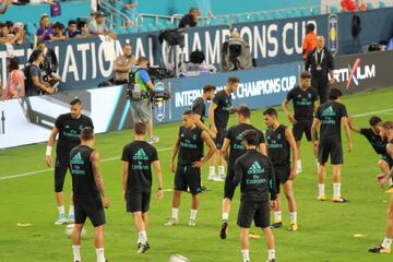 El Real Madrid realizó su práctica previa antes de El Clásico ante el FC Barcelona. 