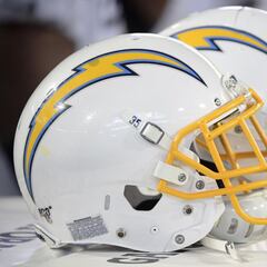 Brandon Staley busca subsanar "hoyo" en la línea ofensiva de Chargers