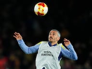 Griezmann, en el calentamiento del encuentro ante el Barcelona.