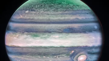 What are the ‘jet streams’ captured on the James Webb telescope in the atmosphere of Jupiter?