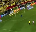 Kaká deslumbra en Ecuador: gol de los que hacía antes
