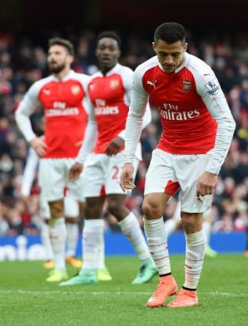 Sánchez, protagonista en la emocionante victoria de Arsenal