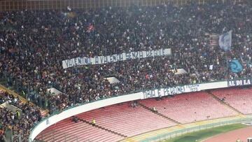 Pancartas en San Paolo para Rossi: "¡En Valencia sin reglas!"