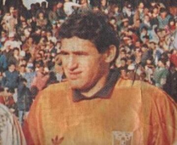 Ronald Yavar convirtió seis goles jugando entre Unión Española y Trasandino hace algunas décadas.