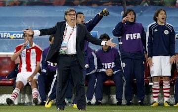 Gerardo Martino en un partido con Paraguay durante la Copa del Mundo Sudáfrica 2010.