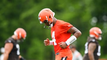 BEREA, OH - JUNE 14: Deshaun Watson #4 of the Cleveland Browns runs a drill during the Cleveland Browns mandatory minicamp at CrossCountry Mortgage Campus on June 14, 2022 in Berea, Ohio.   Nick Cammett/Getty Images/AFP
== FOR NEWSPAPERS, INTERNET, TELCOS & TELEVISION USE ONLY ==