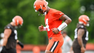 BEREA, OH - JUNE 14: Deshaun Watson #4 of the Cleveland Browns runs a drill during the Cleveland Browns mandatory minicamp at CrossCountry Mortgage Campus on June 14, 2022 in Berea, Ohio.   Nick Cammett/Getty Images/AFP
== FOR NEWSPAPERS, INTERNET, TELCOS & TELEVISION USE ONLY ==