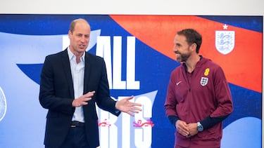 El Príncipe William y el seleccionador Gareth Southgate.