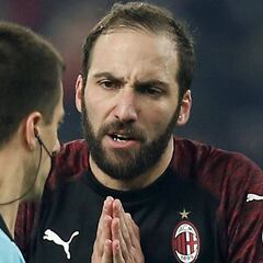 Gattuso niega que Higuaín pueda salir en el mercado invernal