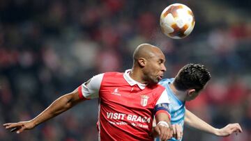 Soccer Football - Europa League Round of 32 Second Leg - S.C. Braga vs Olympique de Marseille - Estadio Municipal de Braga, Braga, Portugal - February 22, 2018 Sporting Braga's Wilson Eduardo in action REUTERS/Miguel Vidal