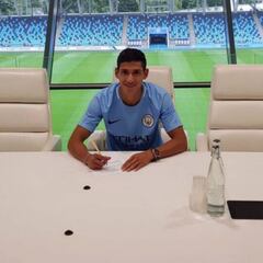 Uriel Antuna va a préstamo por dos temporadas al Groningen