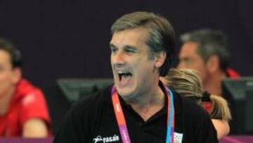 El seleccionador de España, Jorge Dueñas, durante un partido.
