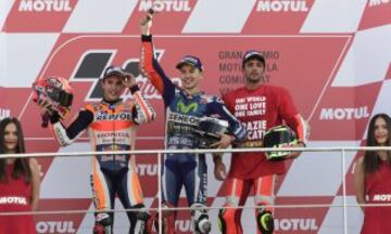 El podio de Cheste: Marc Márquez, Jorge Lorenzo y Andrea Iannone. 