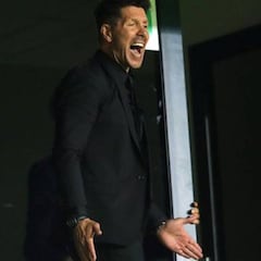 Simeone vio el partido ante el Mónaco desde un pitchview