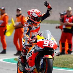 Márquez mantiene su racha de pole y victoria en Alemania